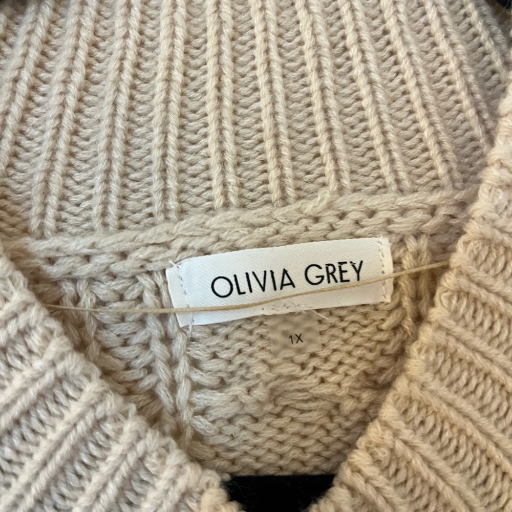 Beige Ribbed Cable Sweater - Picture 3 of 4